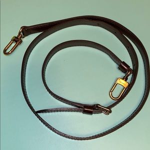 Louis Vuitton cross body strap